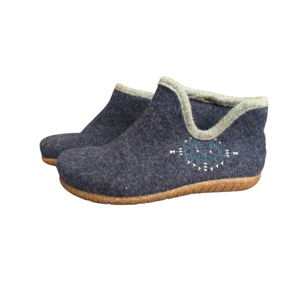 Taos Woolside Bootie Womens 7-7.5 Blue Embroider Comfort Slipper Indoor Outdoor - Picture 1 of 10